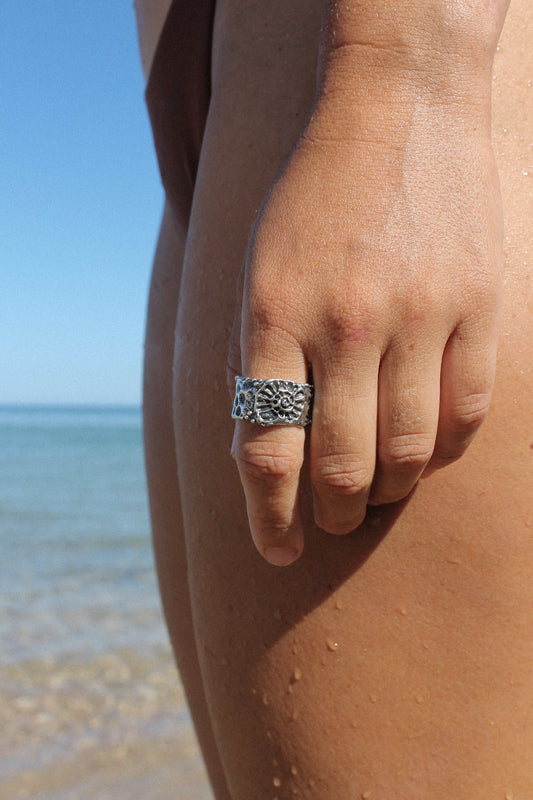 Fossilised Ring ~ Size 8