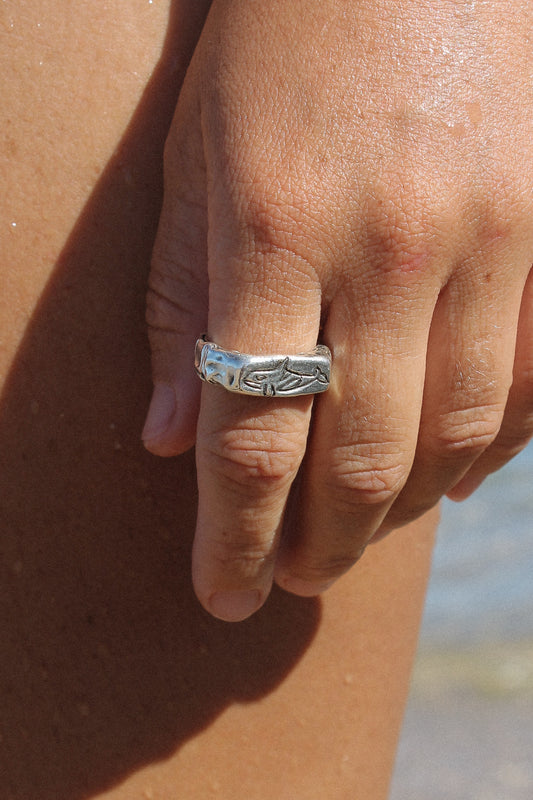 Orca Signet Ring ~ Size 8